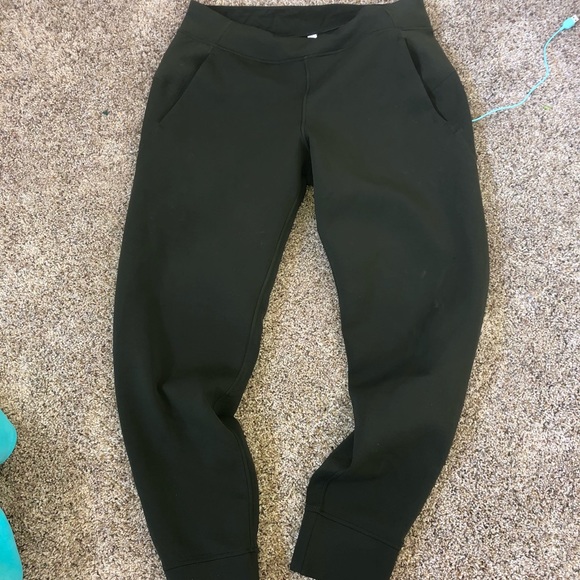 lululemon athletica Pants - Lululemon joggers